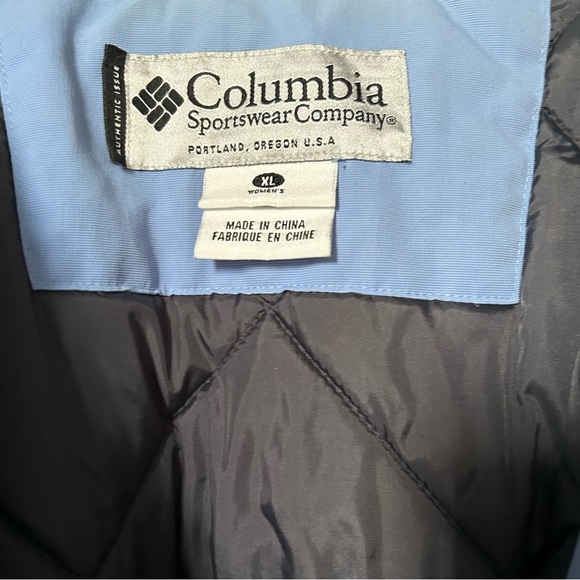 Columbia winter jacket - ice blue color - women’s XL - GUC - Picture 3 of 14